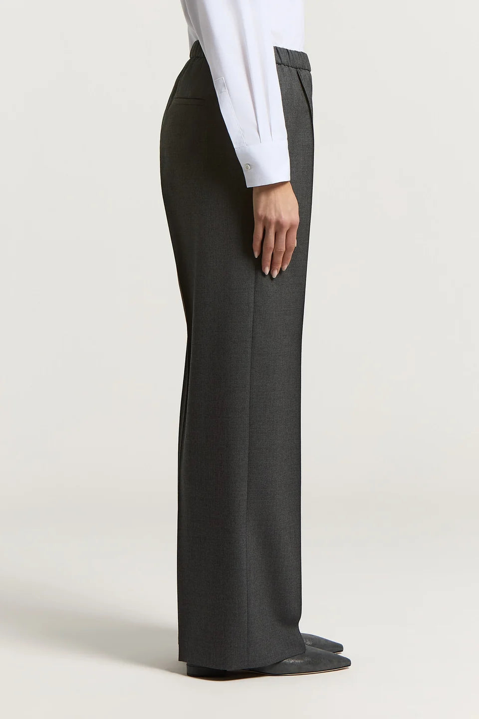 Peserico Wool Gabardine Trousers in Satellite Grey