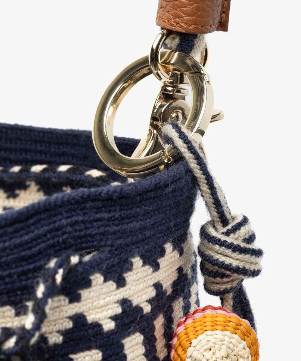 Guanabana Keyring Delphine
